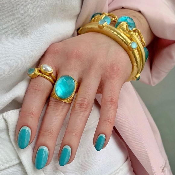 Julie Vos Catalina Hinge Cuff - Picture 11 of 11